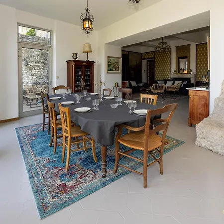 Le Chateau D'aigueze Βίλα Aigueze