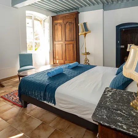 Le Chateau D'aigueze