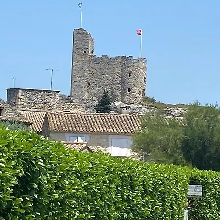 וילה Le Chateau D'aigueze אגז