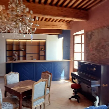 וילה Le Chateau D'aigueze *